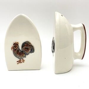 Artmark Farmhouse Roosters Chickens Iron Salt & Pepper Shakers Farmhouse Ceramic